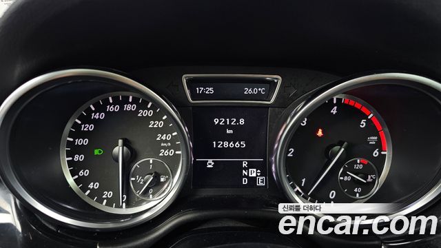 Mercedes-Benz M-Class (W166) ML250 BlueTEC 4MATIC 2012 — фото 8