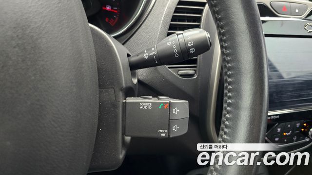 Renault Korea QM3 LE 2016 — фото 17