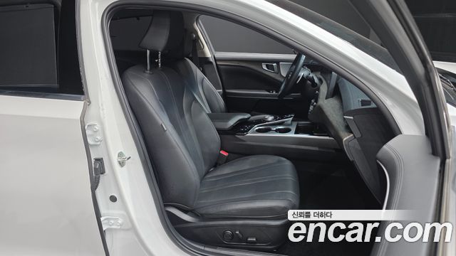 Kia K8 2.5 Gasoline 2WD Noblesse 2023 — фото 11