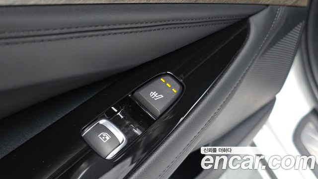 Kia K8 2.5 Gasoline 2WD Noblesse 2023 — фото 32