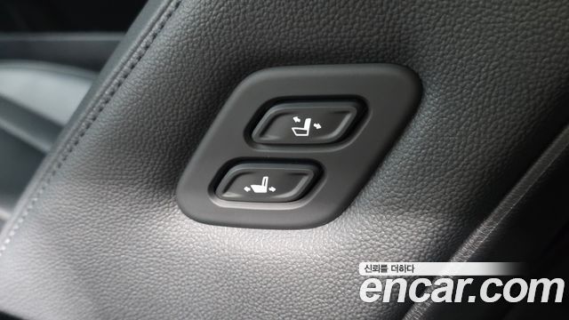 Kia K8 2.5 Gasoline 2WD Noblesse 2023 — фото 34