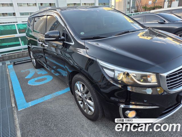 Kia Carnival 9-seater Noblesse 2016 — фото 8