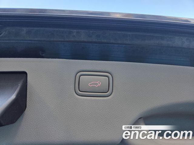Kia Carnival 9-seater Noblesse 2016 — фото 11