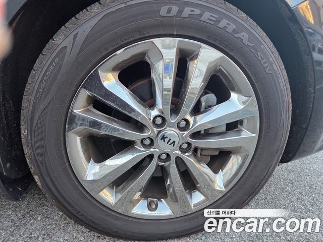 Kia Carnival 9-seater Noblesse 2016 — фото 19