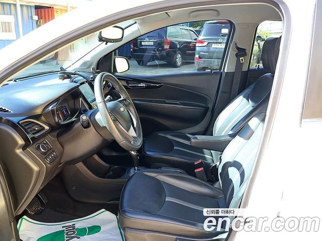 Chevrolet Spark Premier 2019 — фото 10