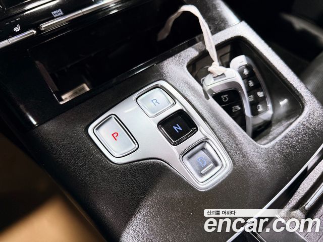 Hyundai Grandeur (IG) 3.0 LPi (Taxi) Deluxe 2023 — фото 15