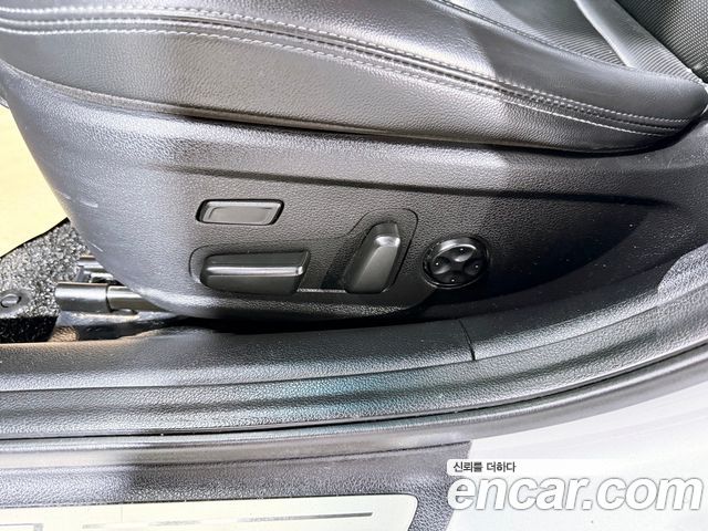 Hyundai Grandeur (IG) 3.0 LPi (Taxi) Deluxe 2023 — фото 22
