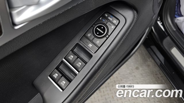Genesis G80 3.3 GDI Luxury 2018 — фото 12