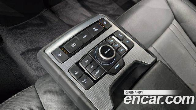 Genesis G80 3.3 GDI Luxury 2018 — фото 19