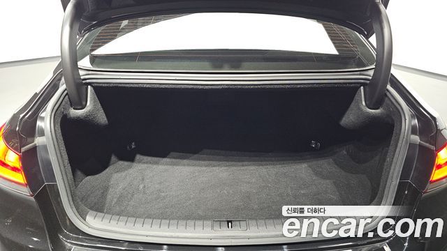 Genesis G80 3.3 GDI Luxury 2018 — фото 20