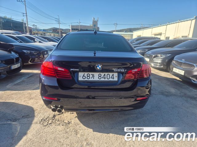 BMW 5 Series (F10) 528i xDrive 2015 — фото 4