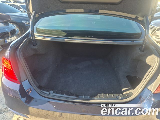 BMW 5 Series (F10) 528i xDrive 2015 — фото 20