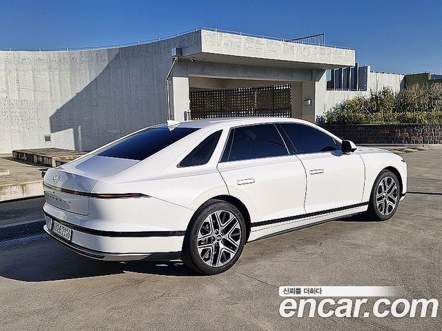 Hyundai Grandeur (GN7) 2,5 Gasoline 2WD Exclusive 2023 — фото 6