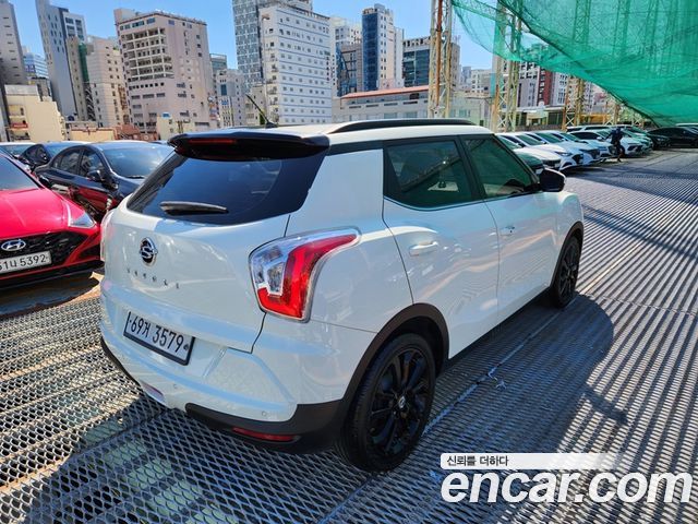 KG Mobility (SsangYong) Tivoli LX 2WD DLX 2015 — фото 6