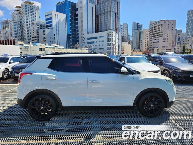 KG Mobility (SsangYong) Tivoli LX 2WD DLX 2015 — фото 7