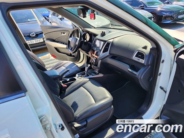 KG Mobility (SsangYong) Tivoli LX 2WD DLX 2015 — фото 17