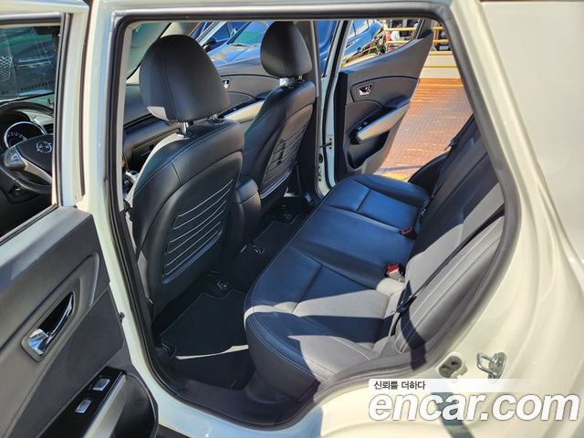 KG Mobility (SsangYong) Tivoli LX 2WD DLX 2015 — фото 18