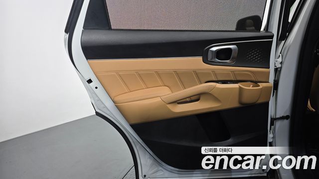 Kia Sorento (IV) HEV 1.6 2WD Gravity 2023 — фото 25
