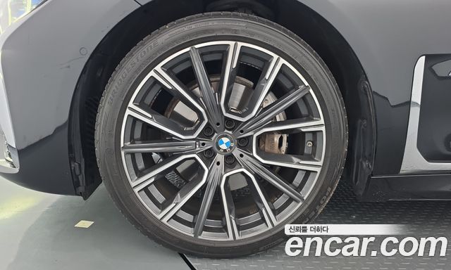 BMW 7 Series (G11) 740Li xDrive M Sport Package 2020 — фото 5
