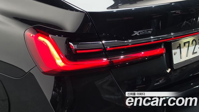 BMW 7 Series (G11) 740Li xDrive M Sport Package 2020 — фото 23