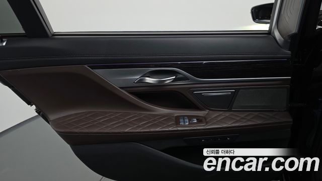 BMW 7 Series (G11) 740Li xDrive M Sport Package 2020 — фото 25