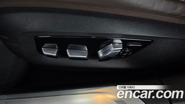 BMW 7 Series (G11) 740Li xDrive M Sport Package 2020 — фото 32