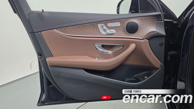 Mercedes-Benz E-Class (W213) E250 Exclusive 2022 — фото 24