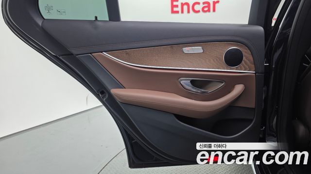 Mercedes-Benz E-Class (W213) E250 Exclusive 2022 — фото 25