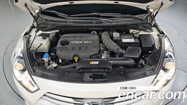 Hyundai i40 Saloon 1.7 VGT PYL 2014 — фото 6