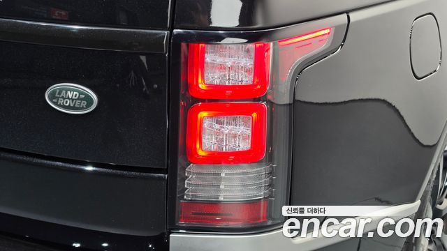 Land Rover Range Rover (IV) 4.4 SDV8 Vogue SE DIESEL 2017 — фото 23