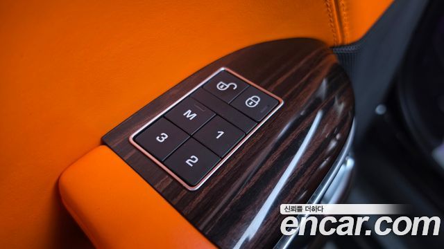 Land Rover Range Rover (IV) 4.4 SDV8 Vogue SE DIESEL 2017 — фото 34