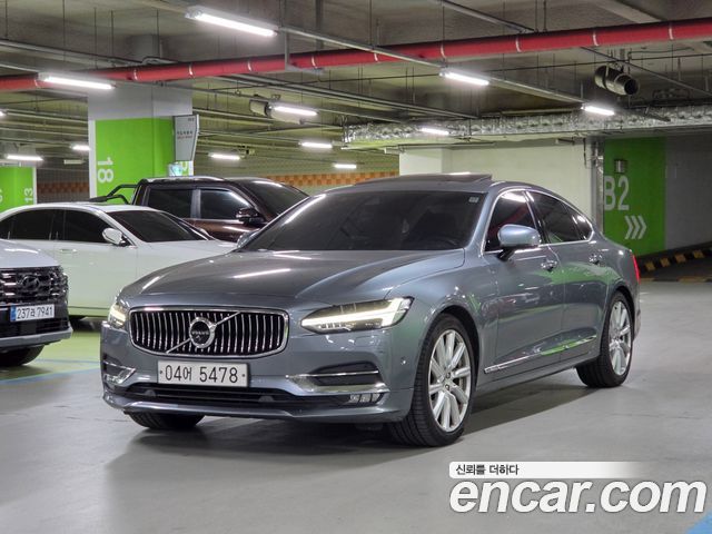 Volvo S90 D4 Inscription 2018 — фото 1