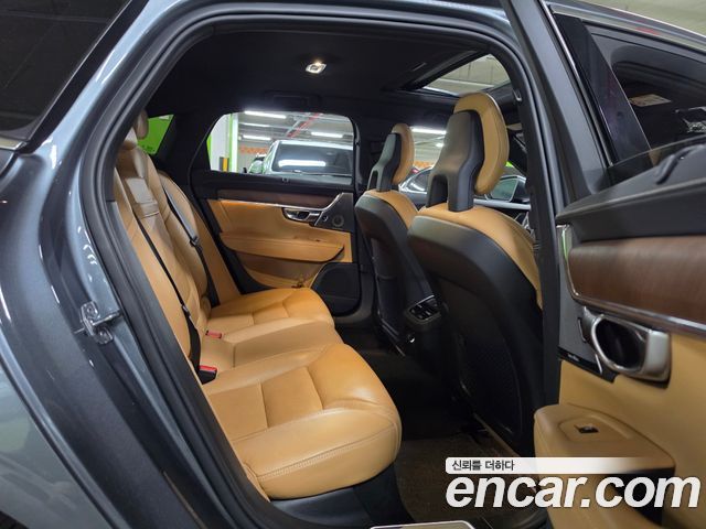 Volvo S90 D4 Inscription 2018 — фото 13