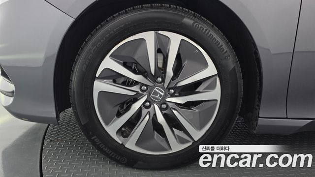 Honda Accord (X) 2.0 Hybrid Touring 2019 — фото 5