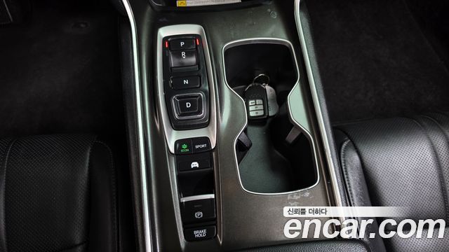 Honda Accord (X) 2.0 Hybrid Touring 2019 — фото 9