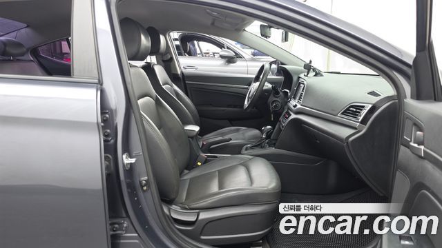 Hyundai Avante (AD) 1.6 GDI Style 2017 — фото 11