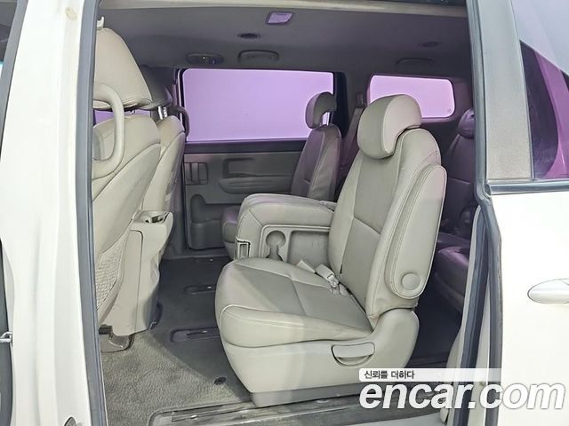 Kia Carnival 11-seater Deluxe 2015 — фото 16