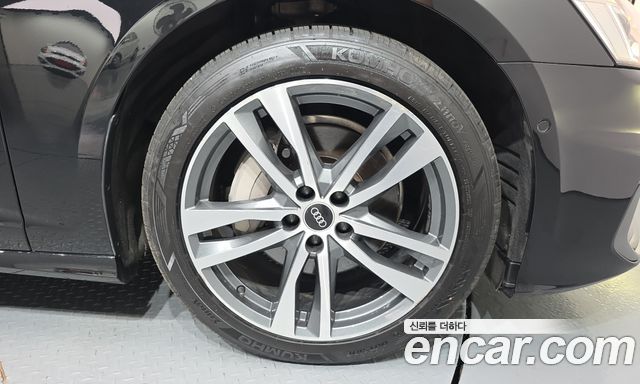 Audi A6 (C8) 45 TFSI Quattro Premium 2022 — фото 21