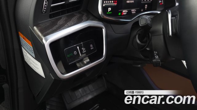 Audi A6 (C8) 45 TFSI Quattro Premium 2022 — фото 29