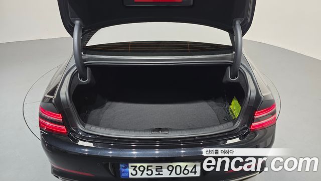 Genesis G80 (RG3) Gasoline 2.5 Turbo AWD 2024 — фото 16