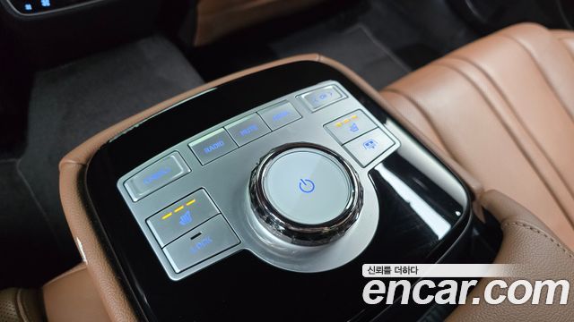 Genesis G80 (RG3) Gasoline 2.5 Turbo AWD 2024 — фото 31