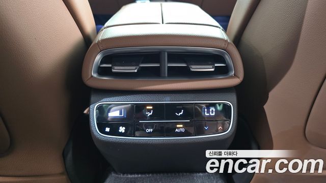 Genesis G80 (RG3) Gasoline 2.5 Turbo AWD 2024 — фото 32