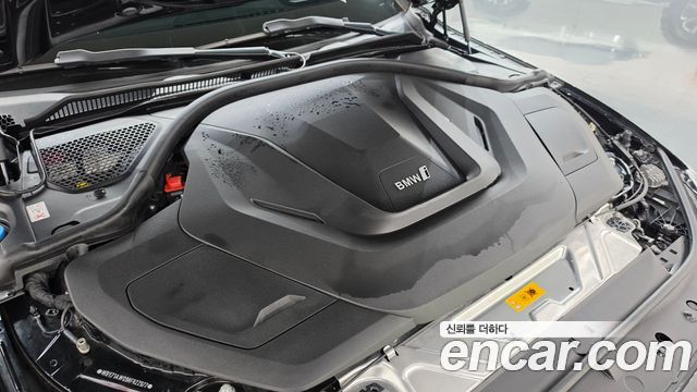 BMW i4 eDrive40 M Sports Pro 2024 — фото 6