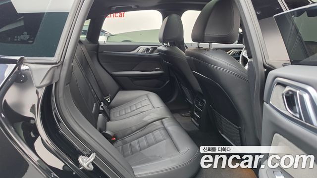 BMW i4 eDrive40 M Sports Pro 2024 — фото 11
