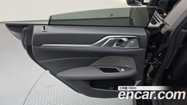 BMW i4 eDrive40 M Sports Pro 2024 — фото 25