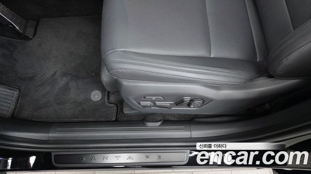 Hyundai Santa Fe (MX5) HEV 1.6 2WD Calligraphy 2026 — фото 31