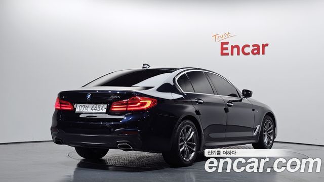 BMW 5 Series (G30) 530i xDrive M Sport Package Plus 2018 — фото 2