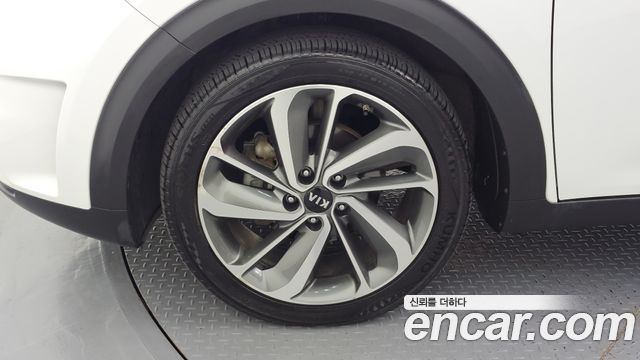 Kia Niro Prestige 2018 — фото 5