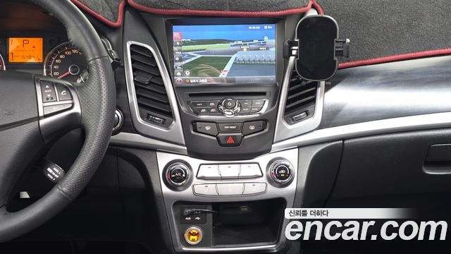 KG Mobility (SsangYong) Korando C 2.2 RX 2WD DLX 2017 — фото 13