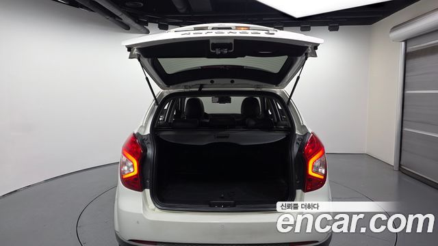 KG Mobility (SsangYong) Korando C 2.2 RX 2WD DLX 2017 — фото 20